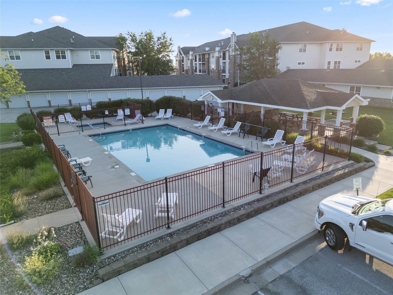 1313 University Avenue - Photo 1