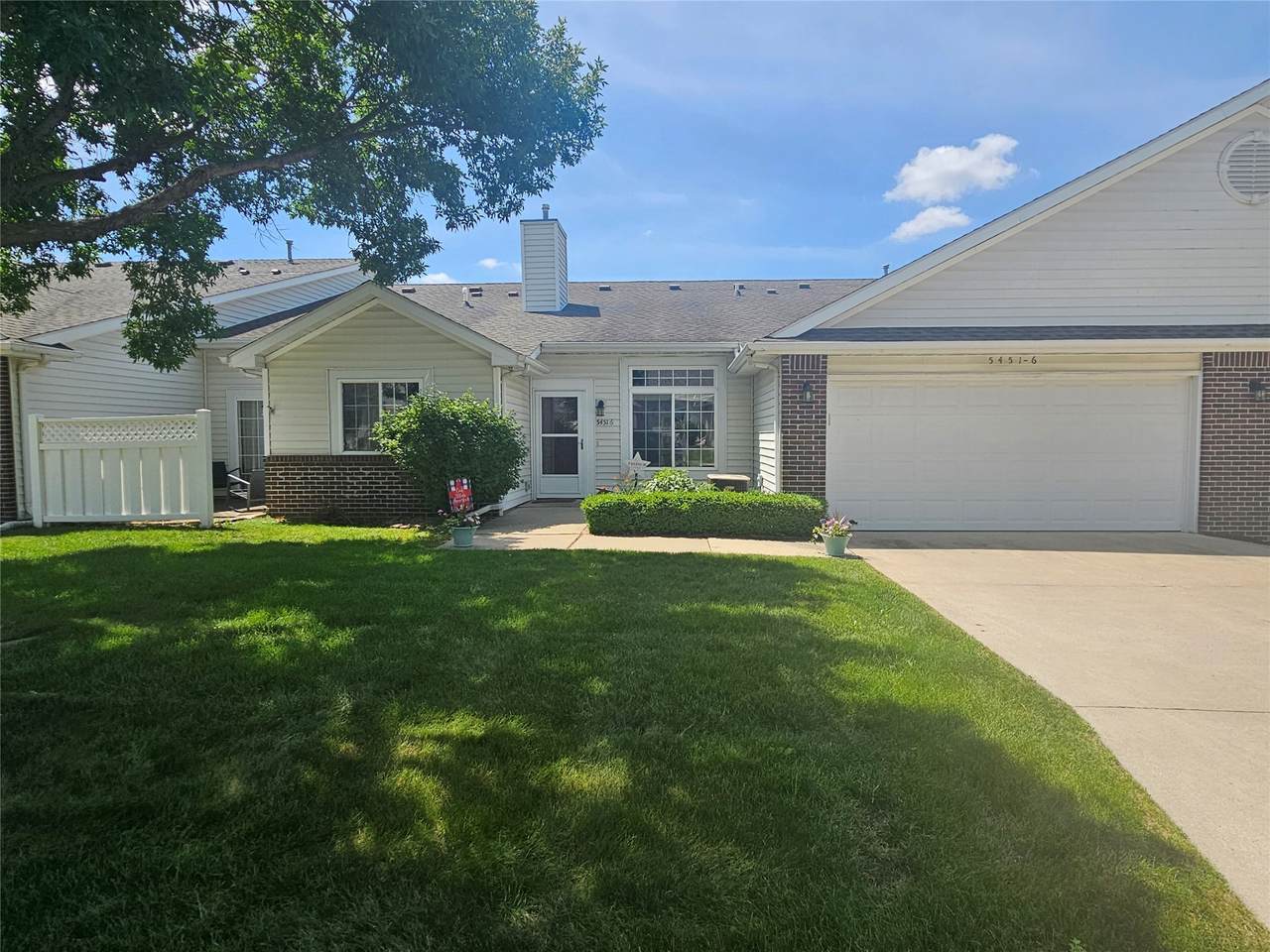 5451 Longview Court - Photo 1