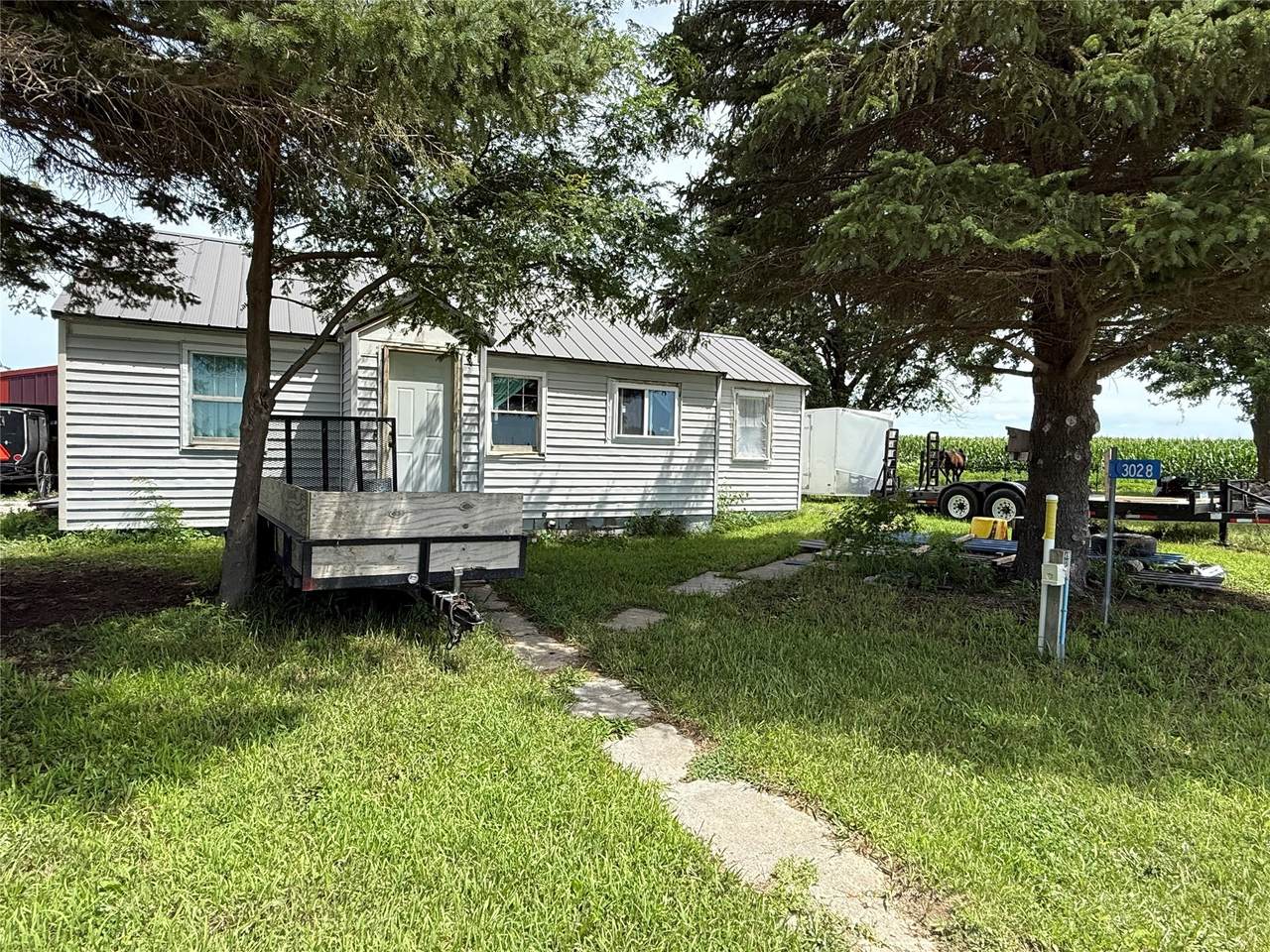 3028 Carver Road - Photo 1