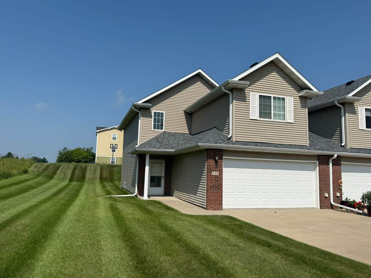 244 4th Avenue - Photo 1