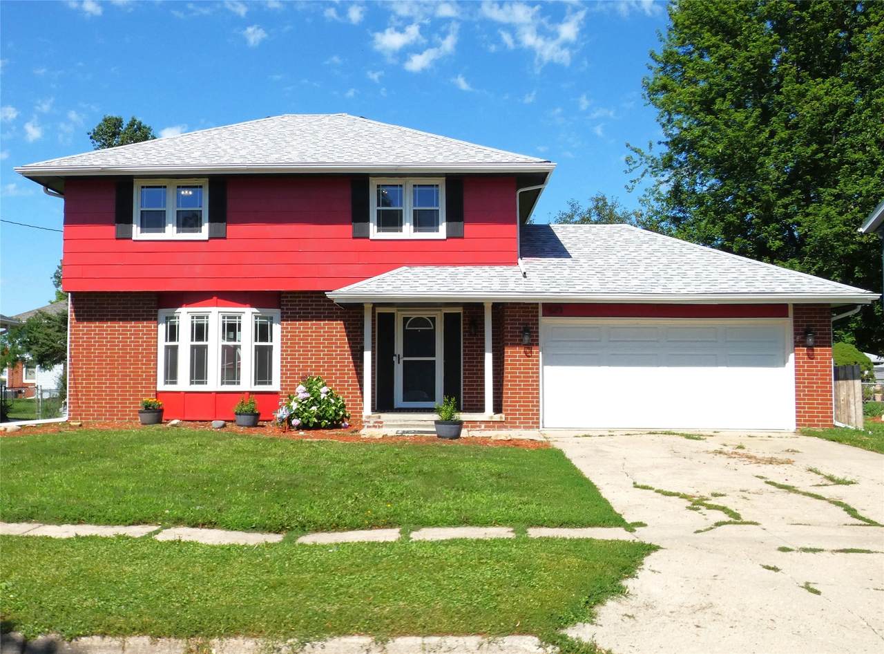 623 18th Street - Photo 1