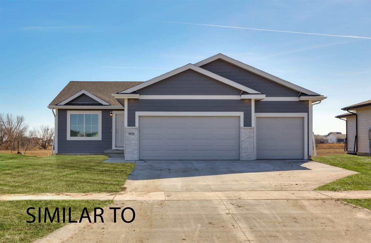 9352 Modena Lane - Photo 1
