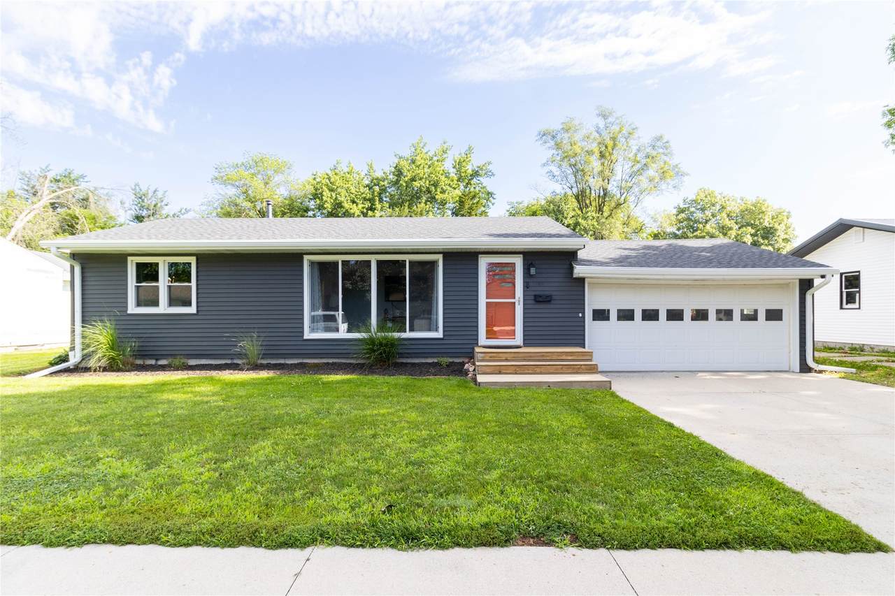 1021 South Street - Photo 1