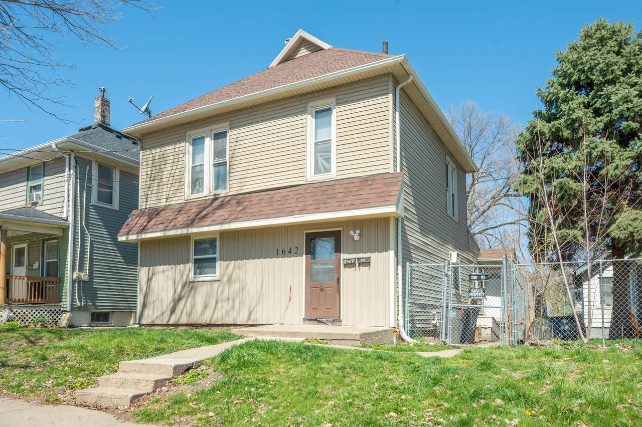 1642 Grand Avenue - Photo 1