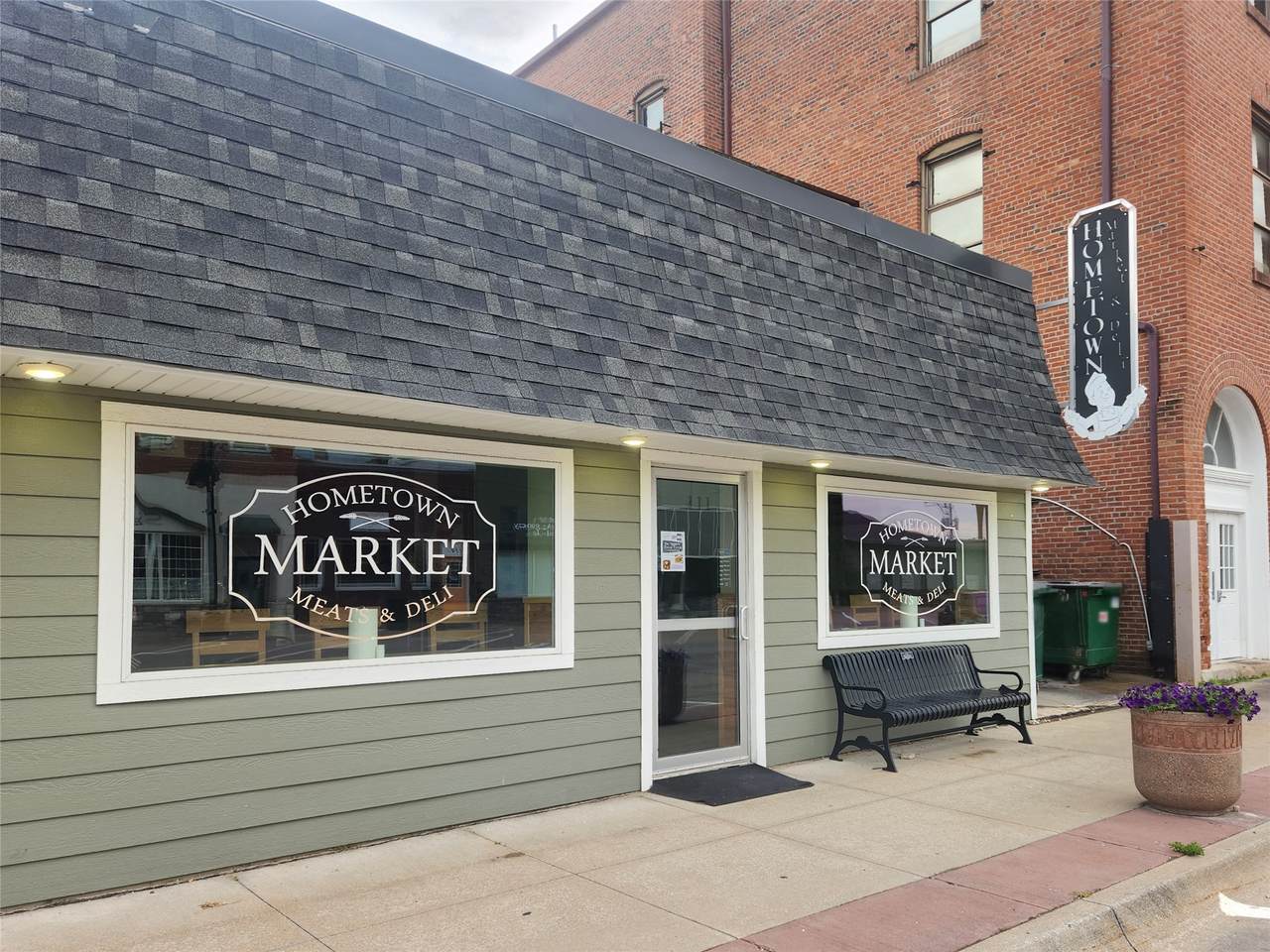 111 Robinson Street - Photo 1
