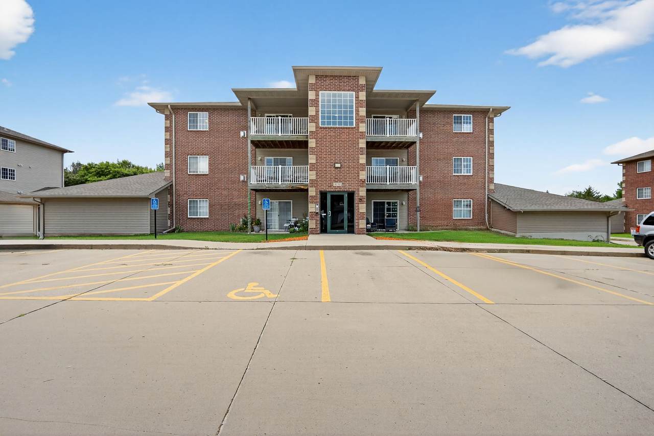 4130 100th Street - Photo 1