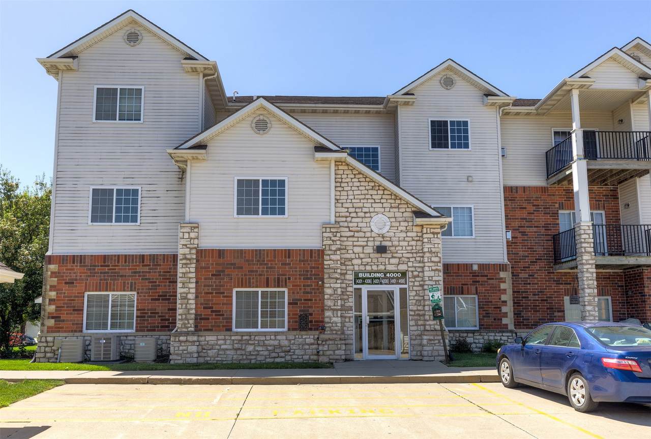 6255 Beechtree Drive - Photo 1