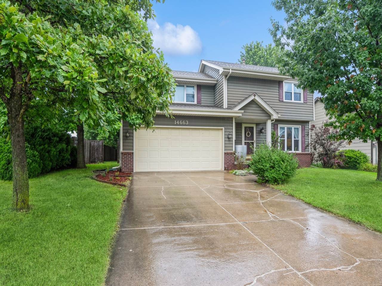 14663 Summit Drive - Photo 1