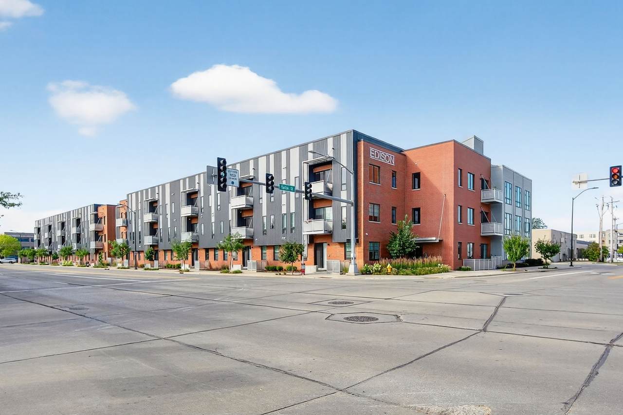 400 7th Street - Photo 1