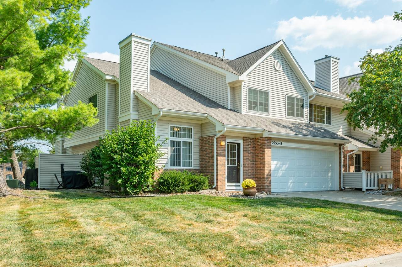 2253 Grand Avenue - Photo 1