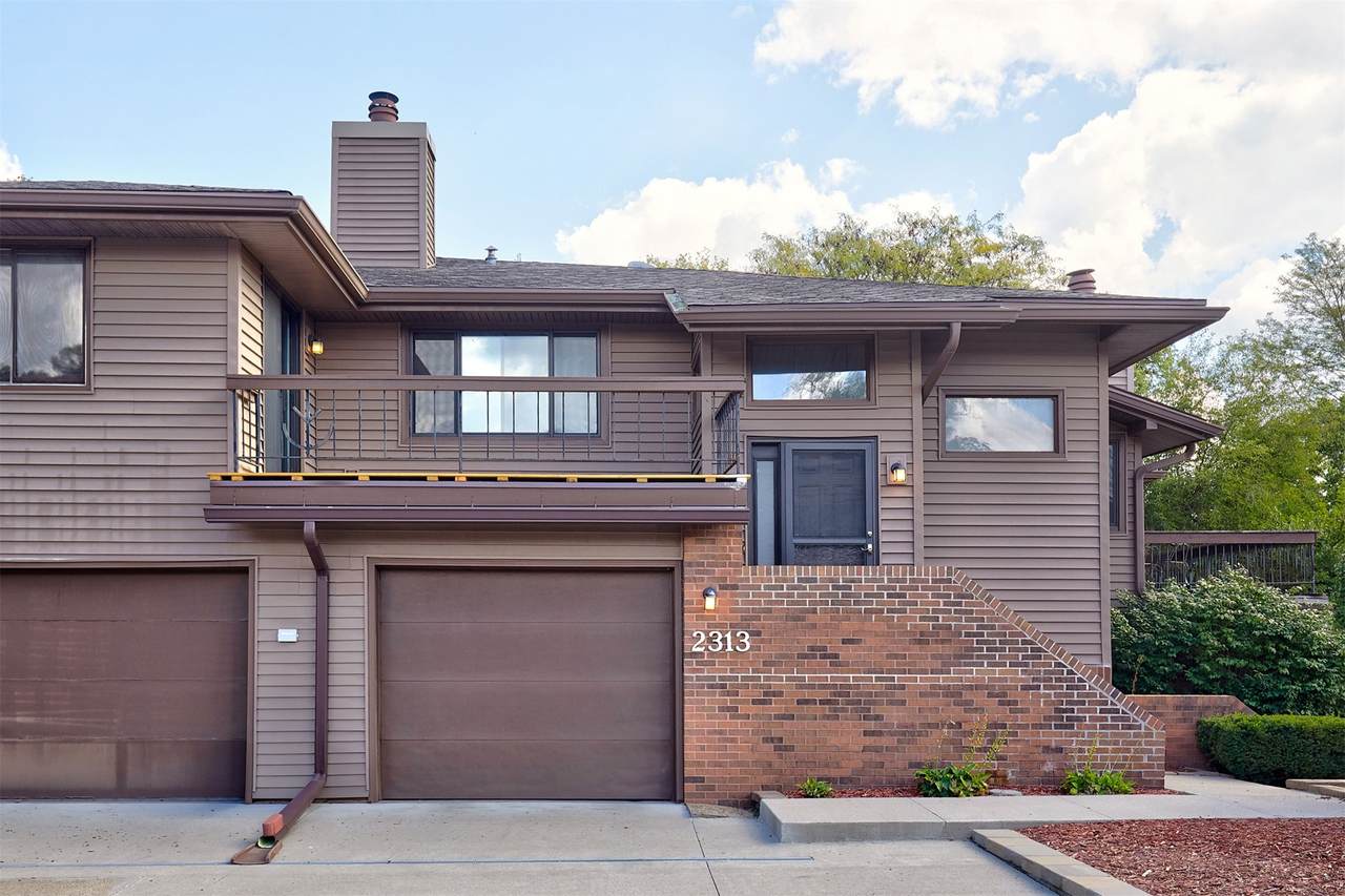 2313 Glenwood Drive - Photo 1