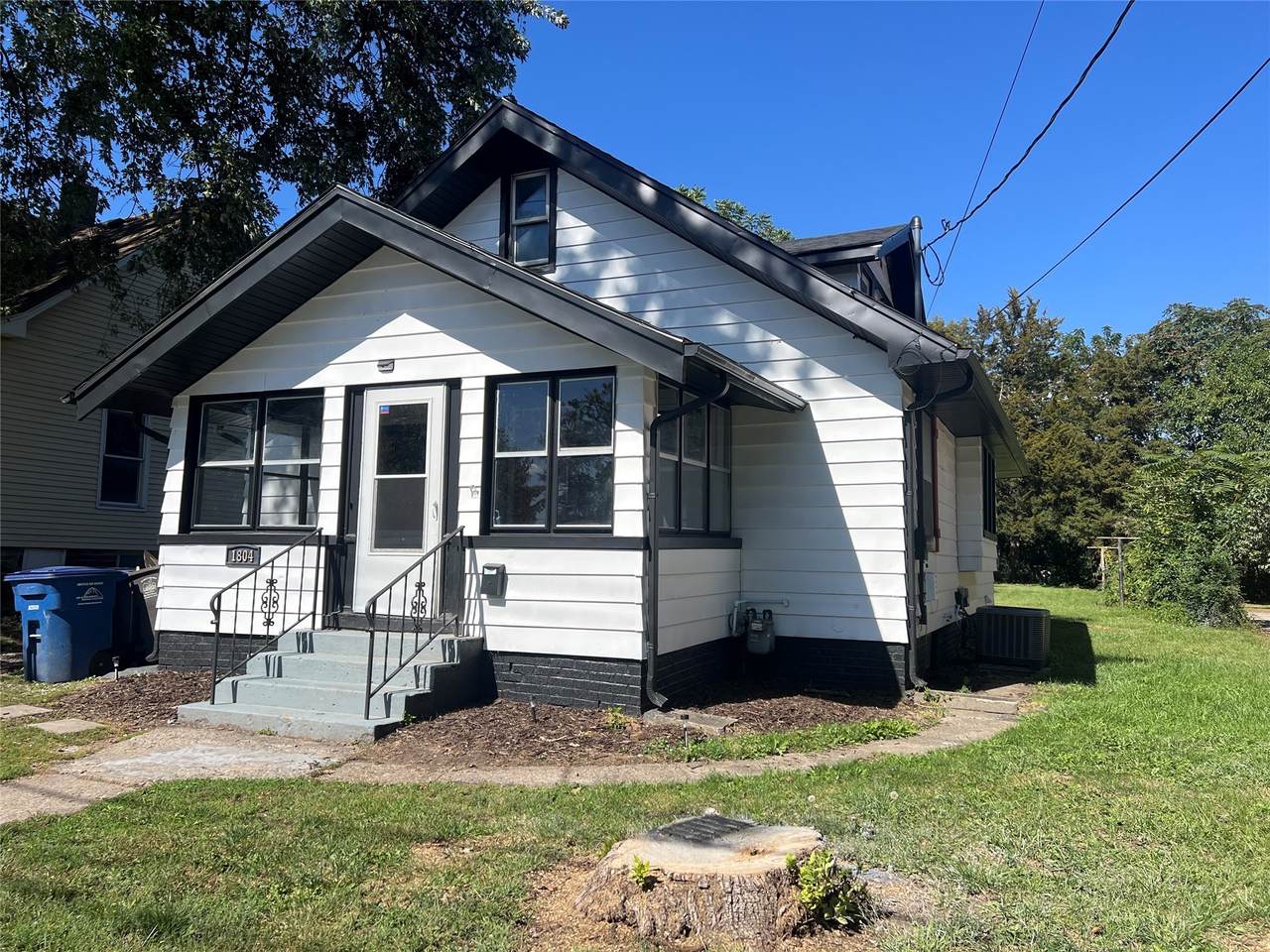 1804 Des Moines Street - Photo 1