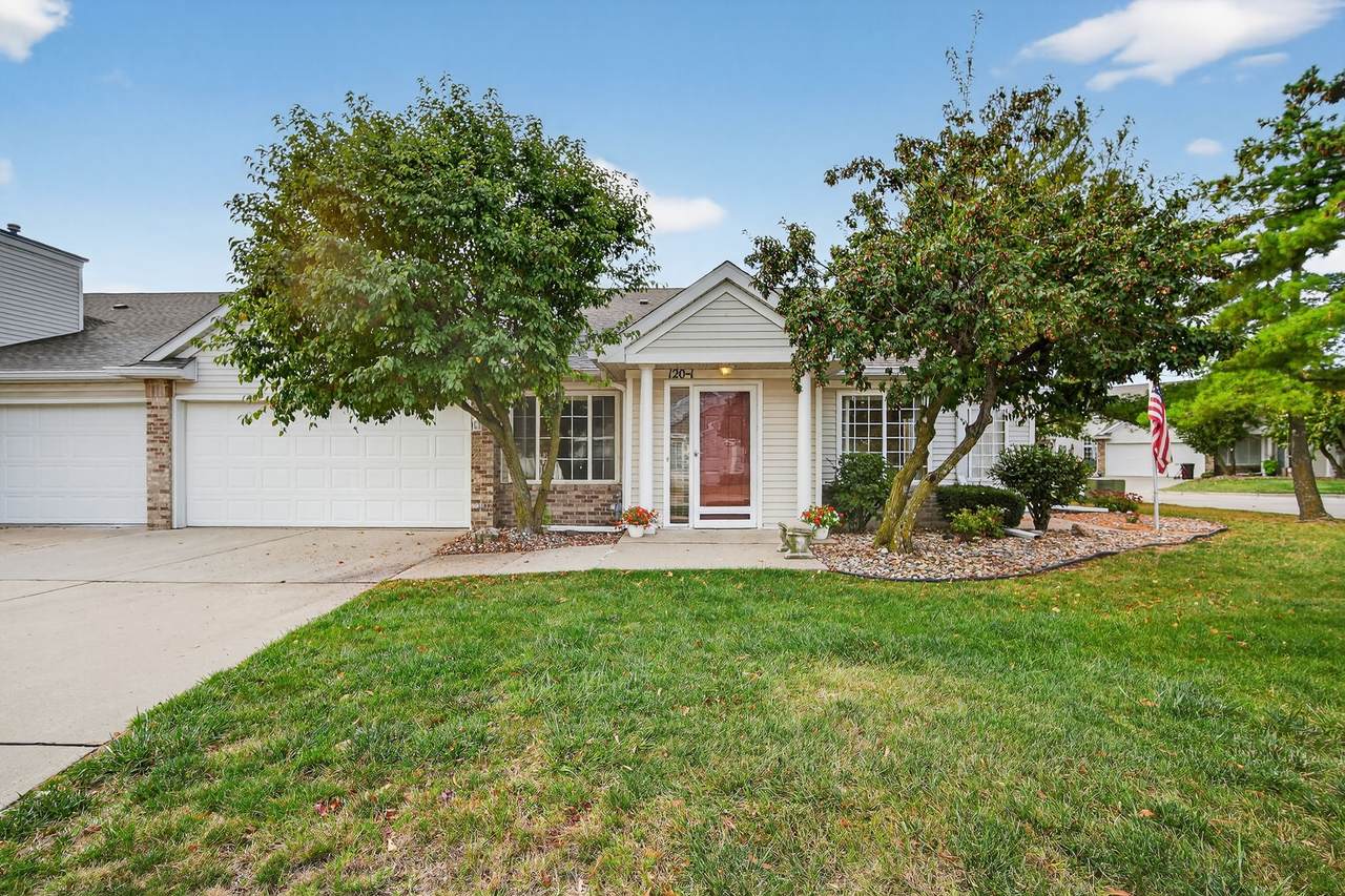 120 Georgetown Boulevard - Photo 1