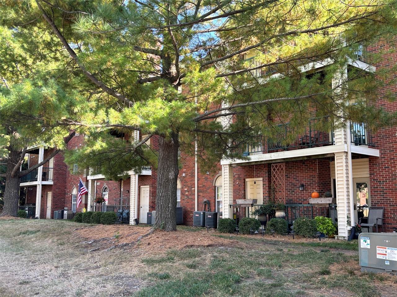 4910 Pleasant Street - Photo 1