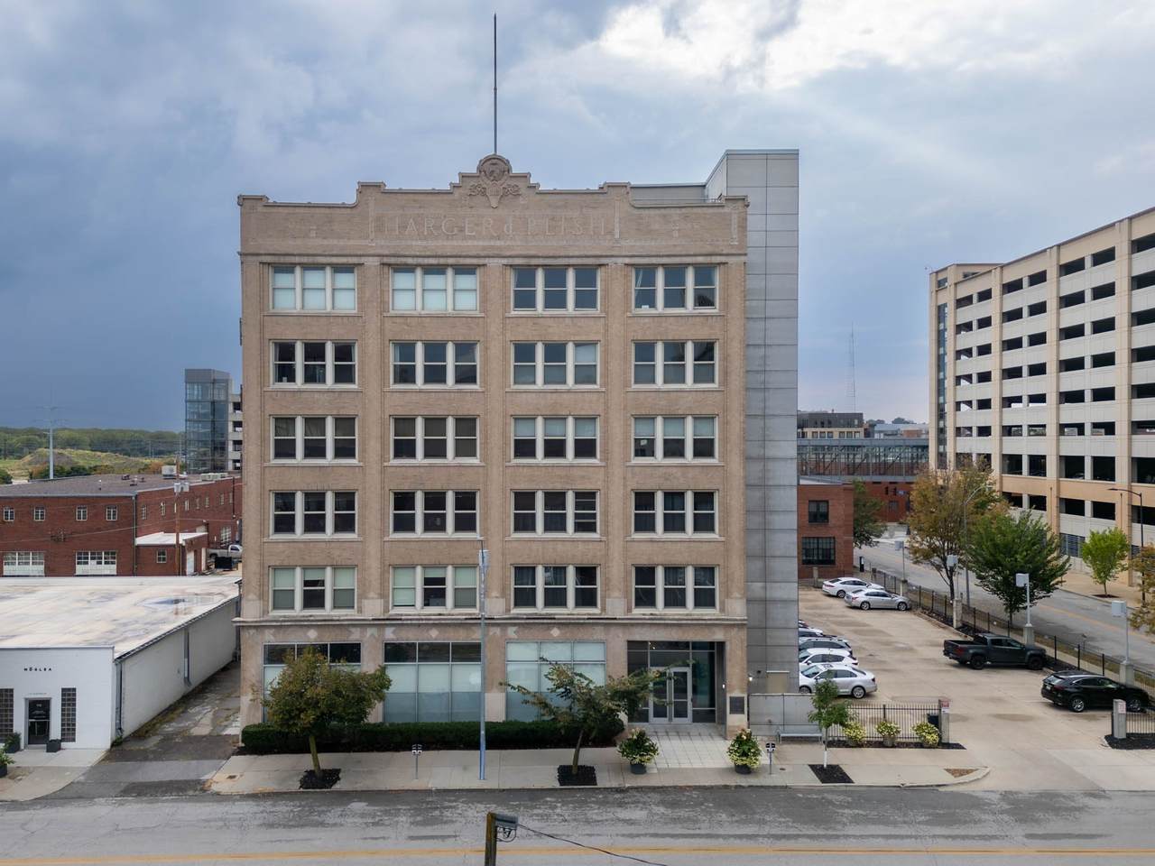 112 11th Street - Photo 1