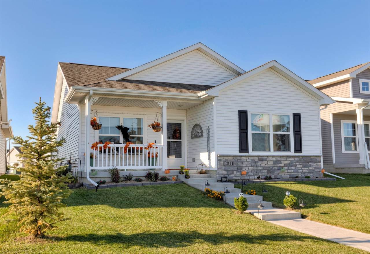 2811 31st Street - Photo 1