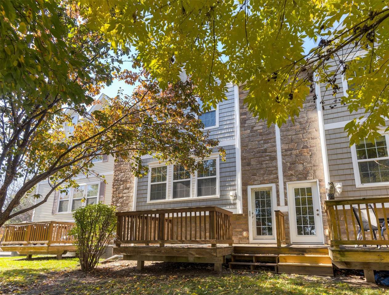 323 Kingwood - Photo 1