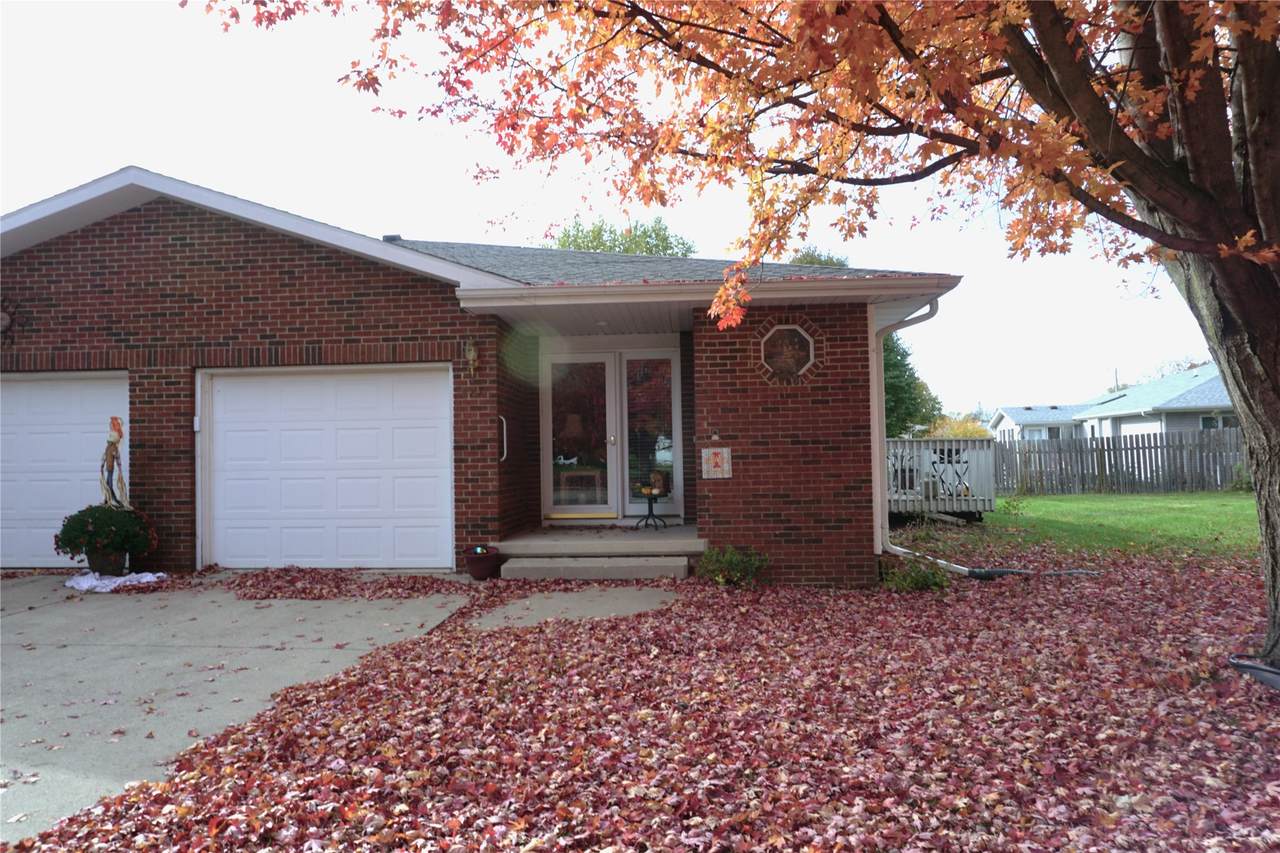 827 Fremont Street - Photo 1