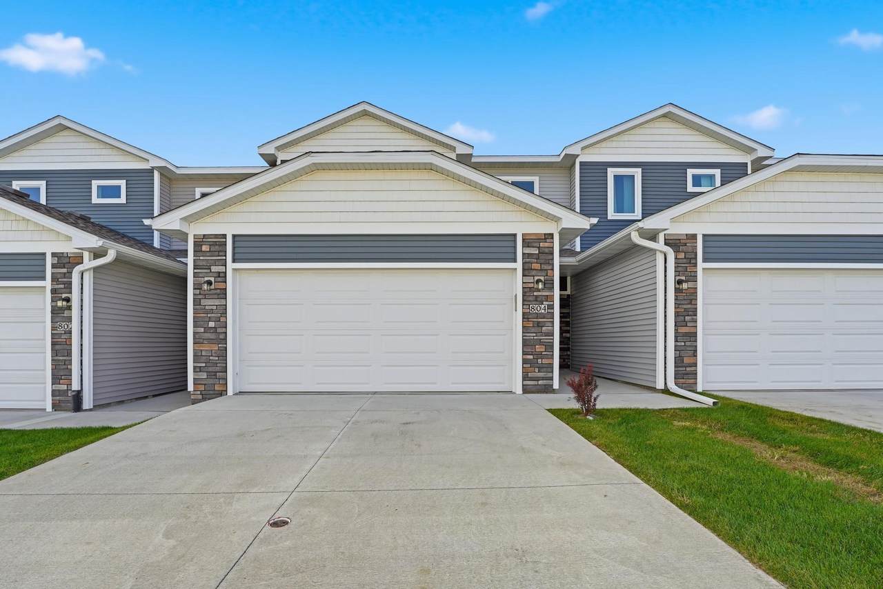 804 Campusside Place - Photo 1