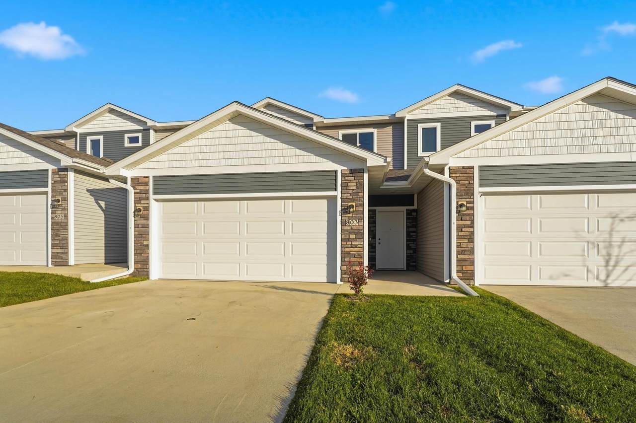 803 Campusside Place - Photo 1