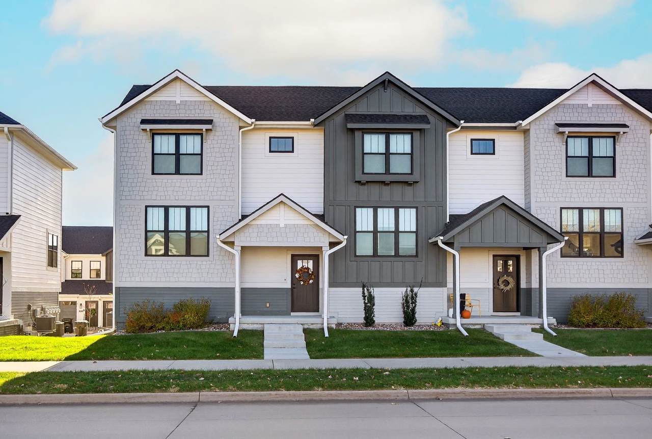 2829 Prairie Trail Parkway - Photo 1