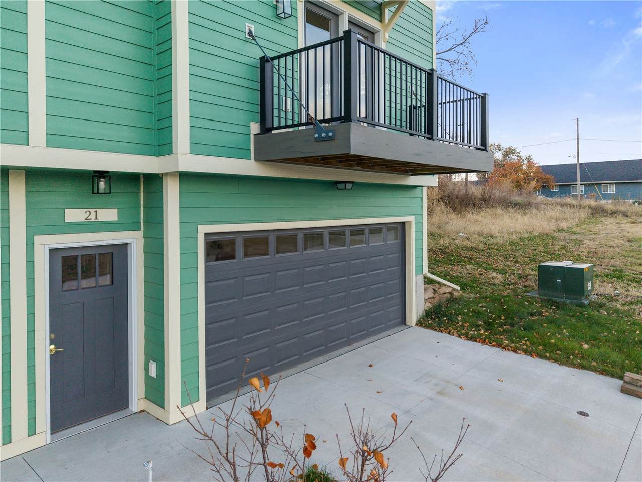 335 Forest Avenue - Photo 1