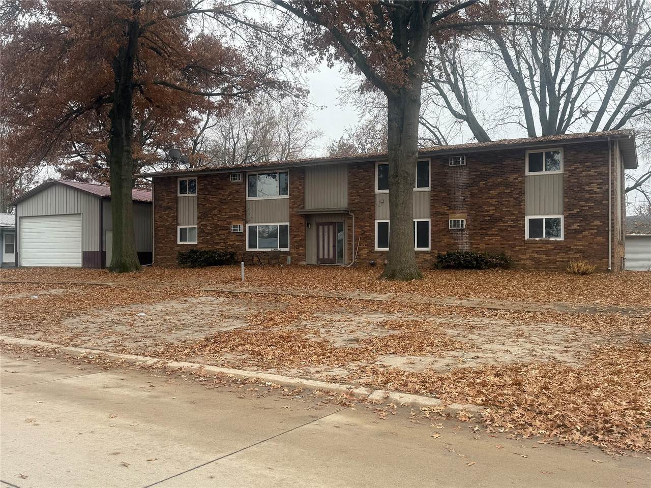 107 Park Avenue - Photo 1