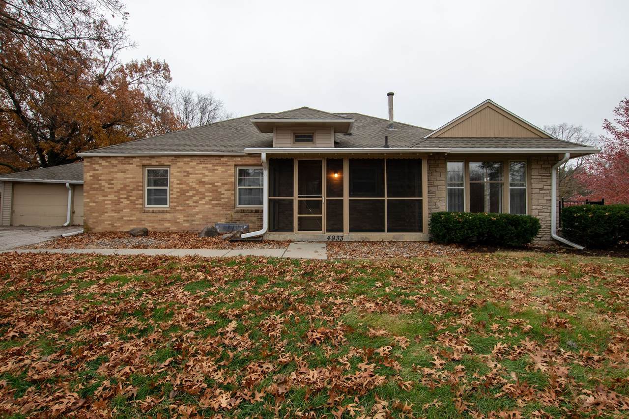 4933 Woodland Avenue - Photo 1