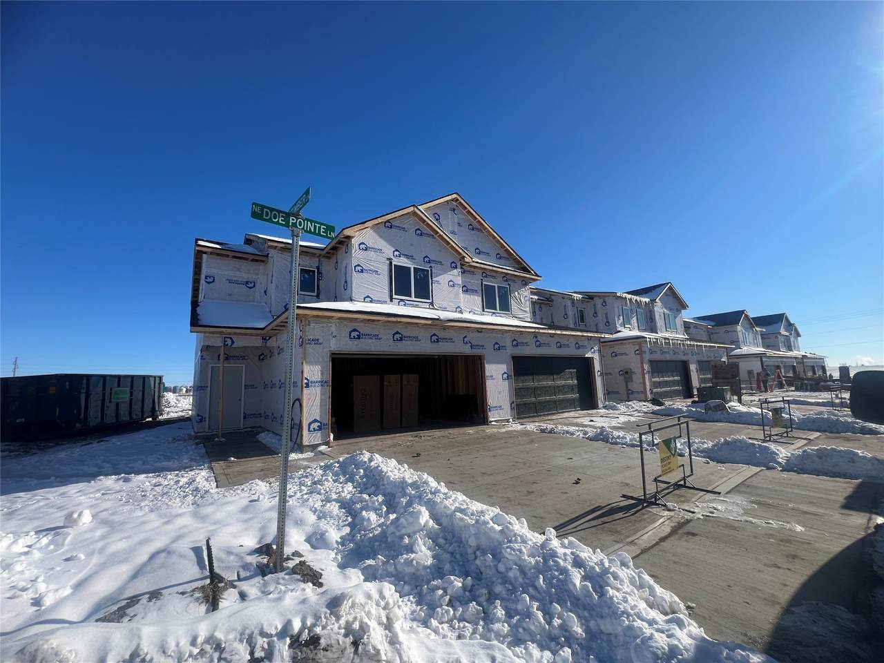 213 Doe Pointe Lane - Photo 1