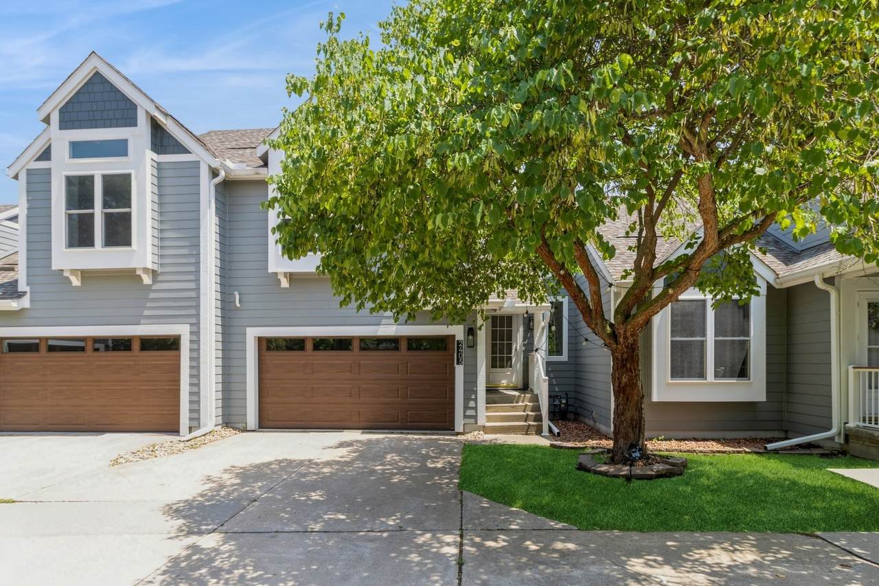 2405 81st Circle - Photo 1