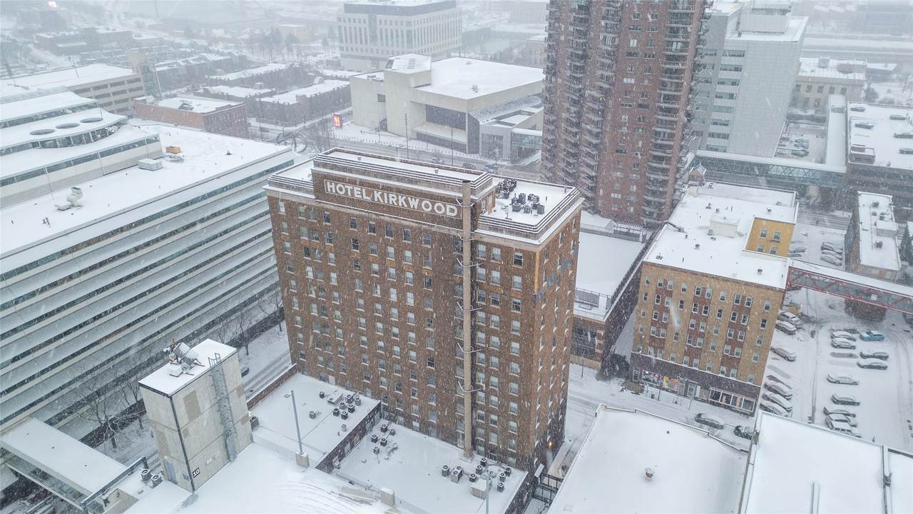 400 Walnut Street - Photo 1