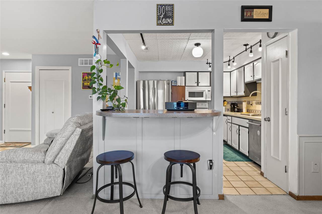 1100 50th Street - Photo 1