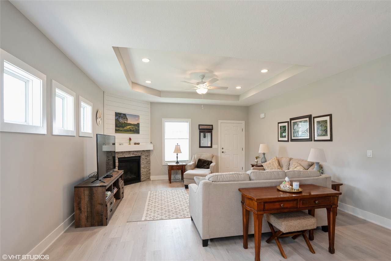 523 Heritage Lane - Photo 1