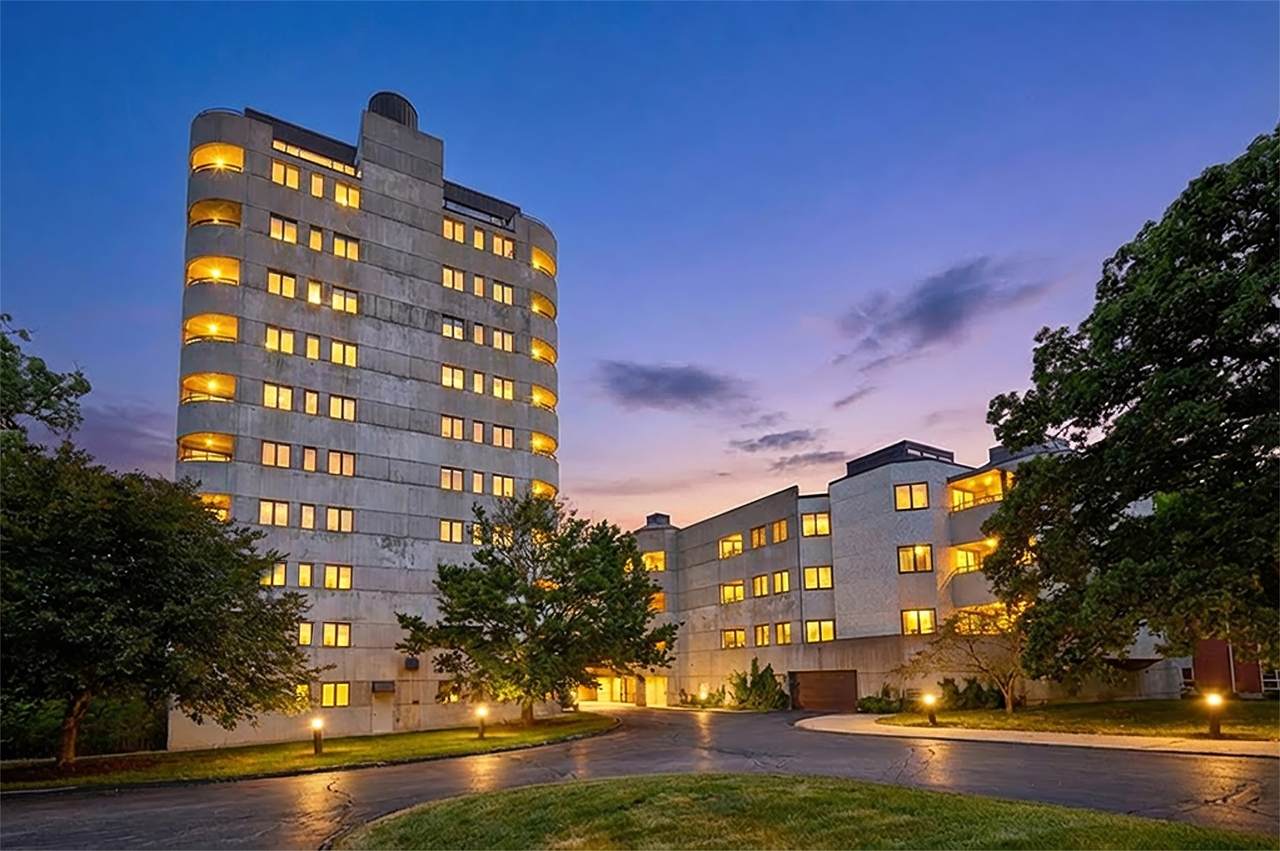 3930 Grand Avenue - Photo 1