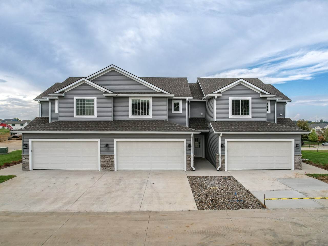 7000 Lake Ridge Avenue - Photo 1