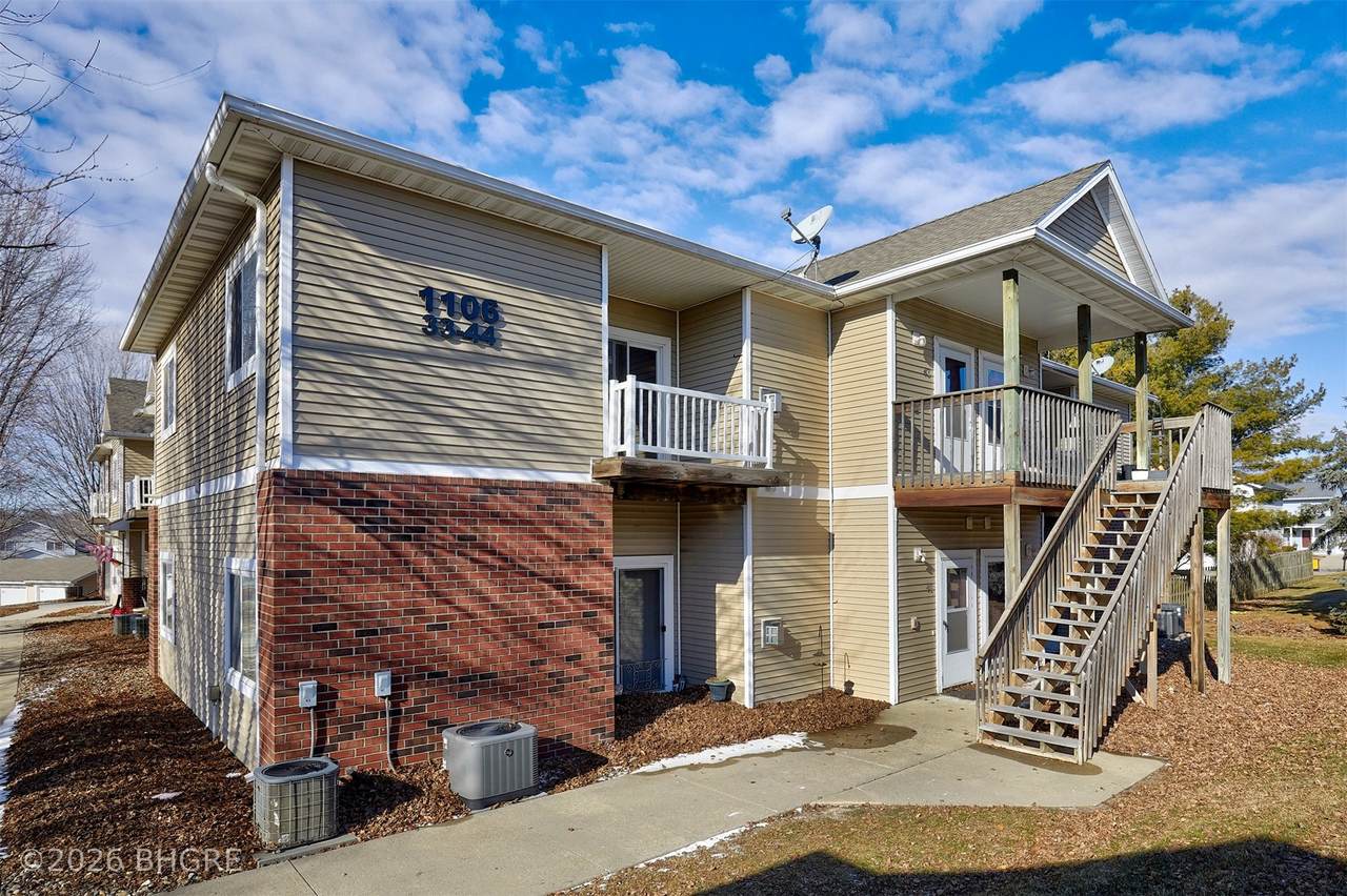 1106 6th Street - Photo 1