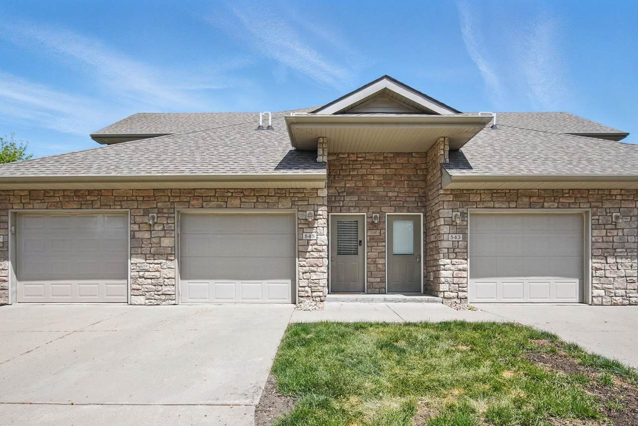 545 Maggie Lane - Photo 1