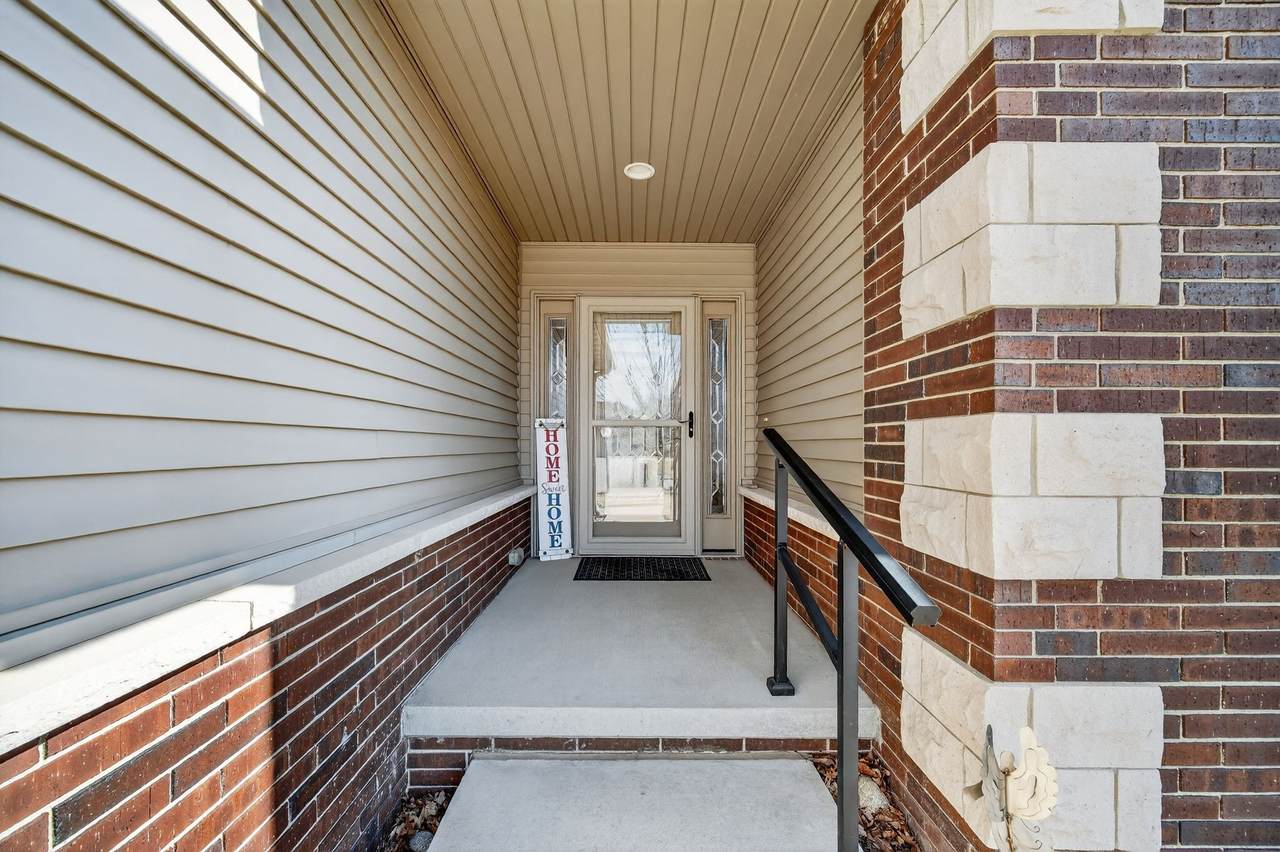 https://bt-photos.global.ssl.fastly.net/desmoines/1280_boomver_1_734909-2.jpg