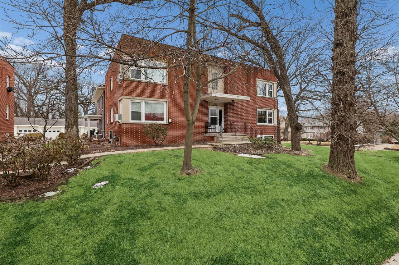 4230 Ingersoll Avenue - Photo 1