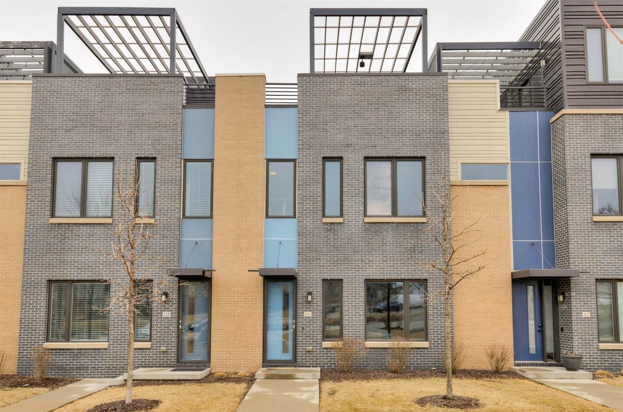 121 Center Street - Photo 1