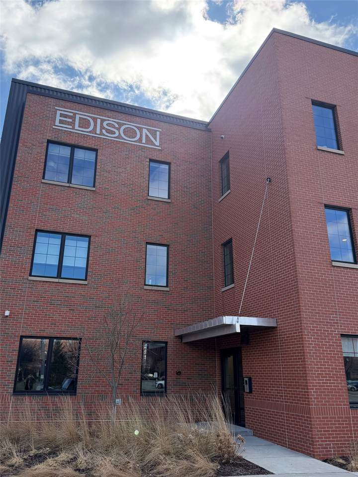 450 7th Street - Photo 1