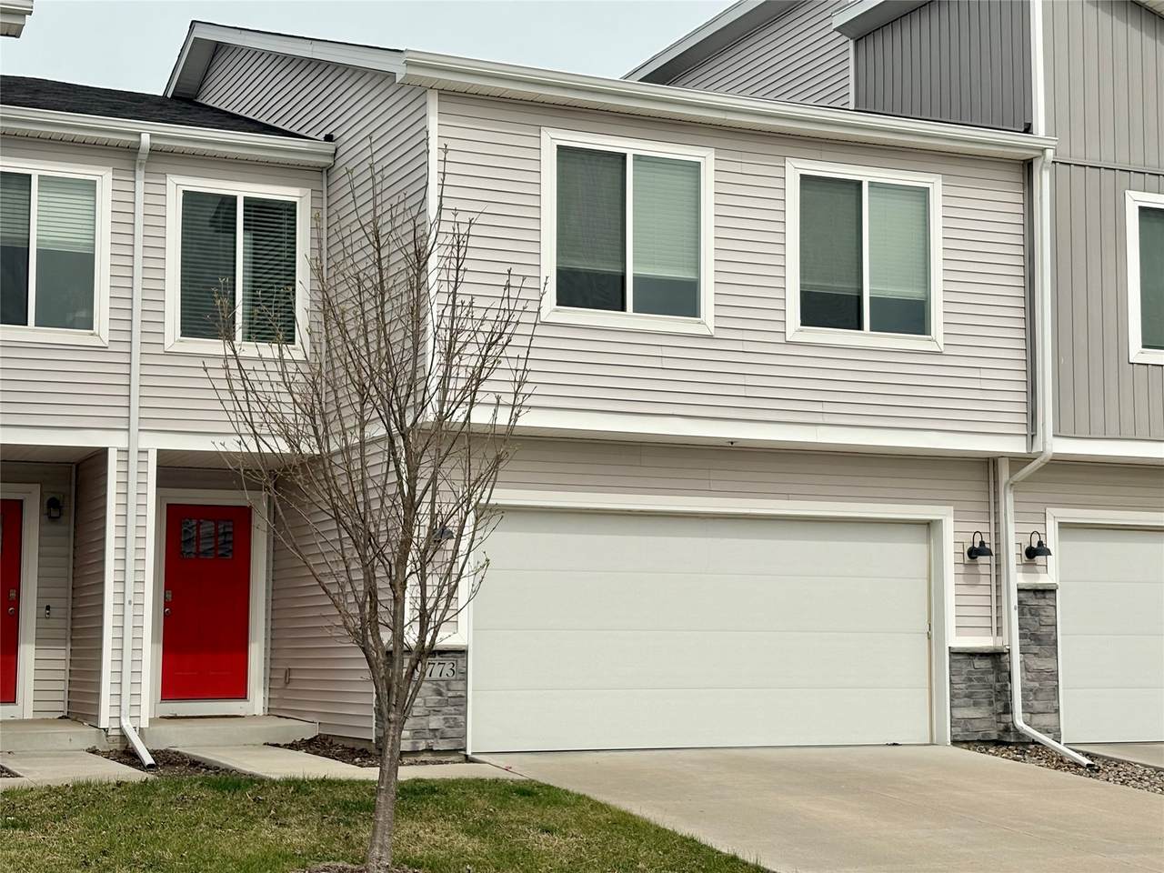 9773 Turnpoint Drive - Photo 1