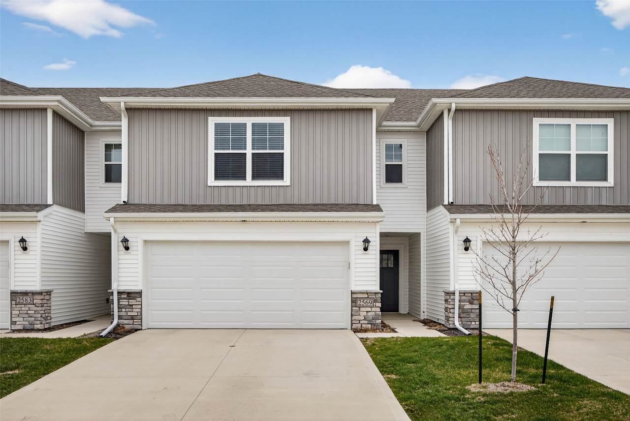 2569 Hawkins Avenue - Photo 1