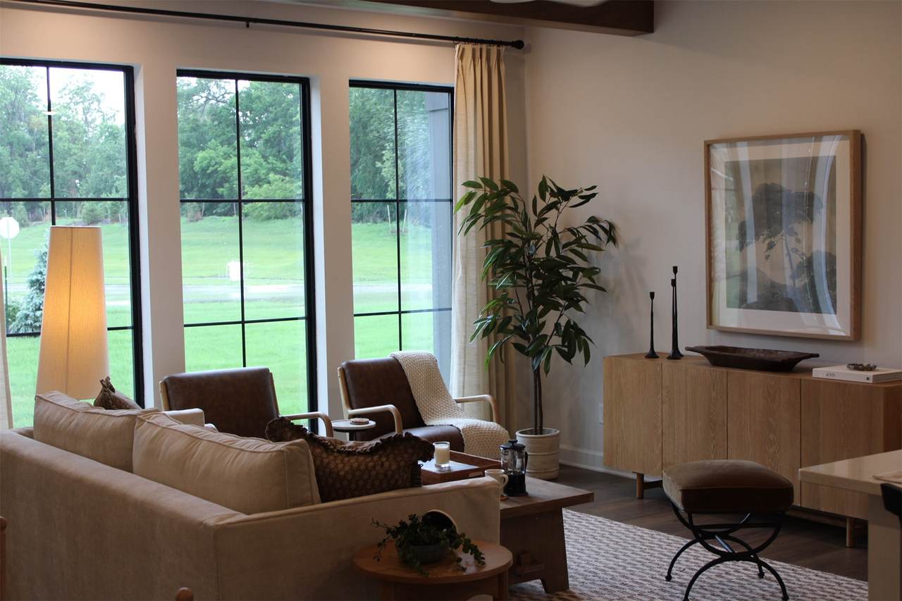 925 Prime Street - Photo 1