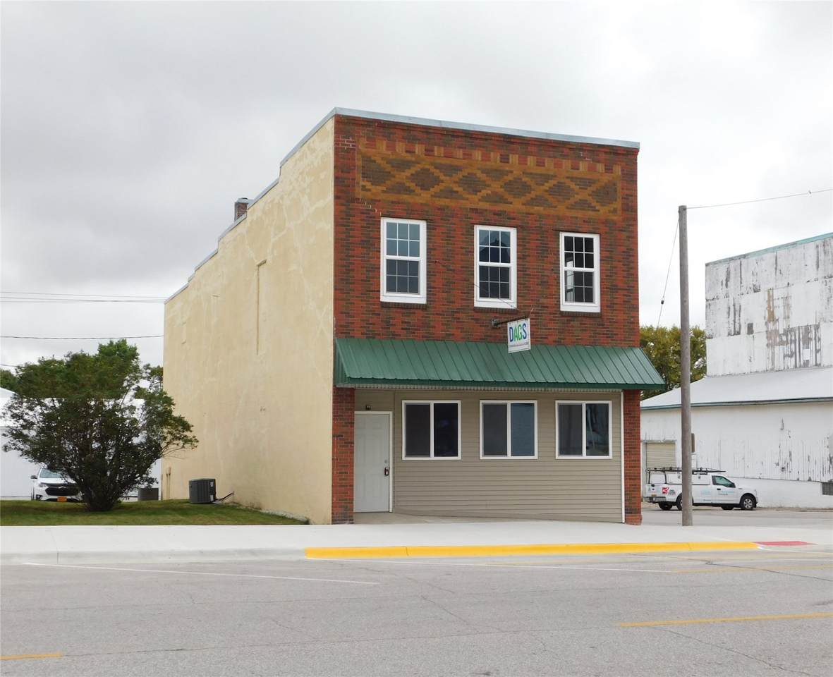 346 Walnut Street - Photo 1