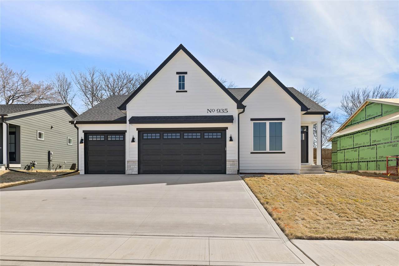 935 Roosevelt Street - Photo 1