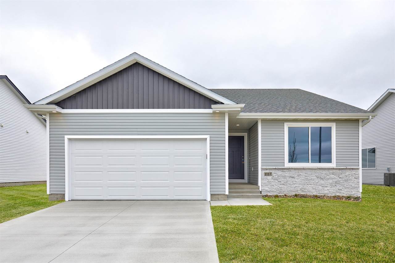 1117 Featherstone Avenue - Photo 1