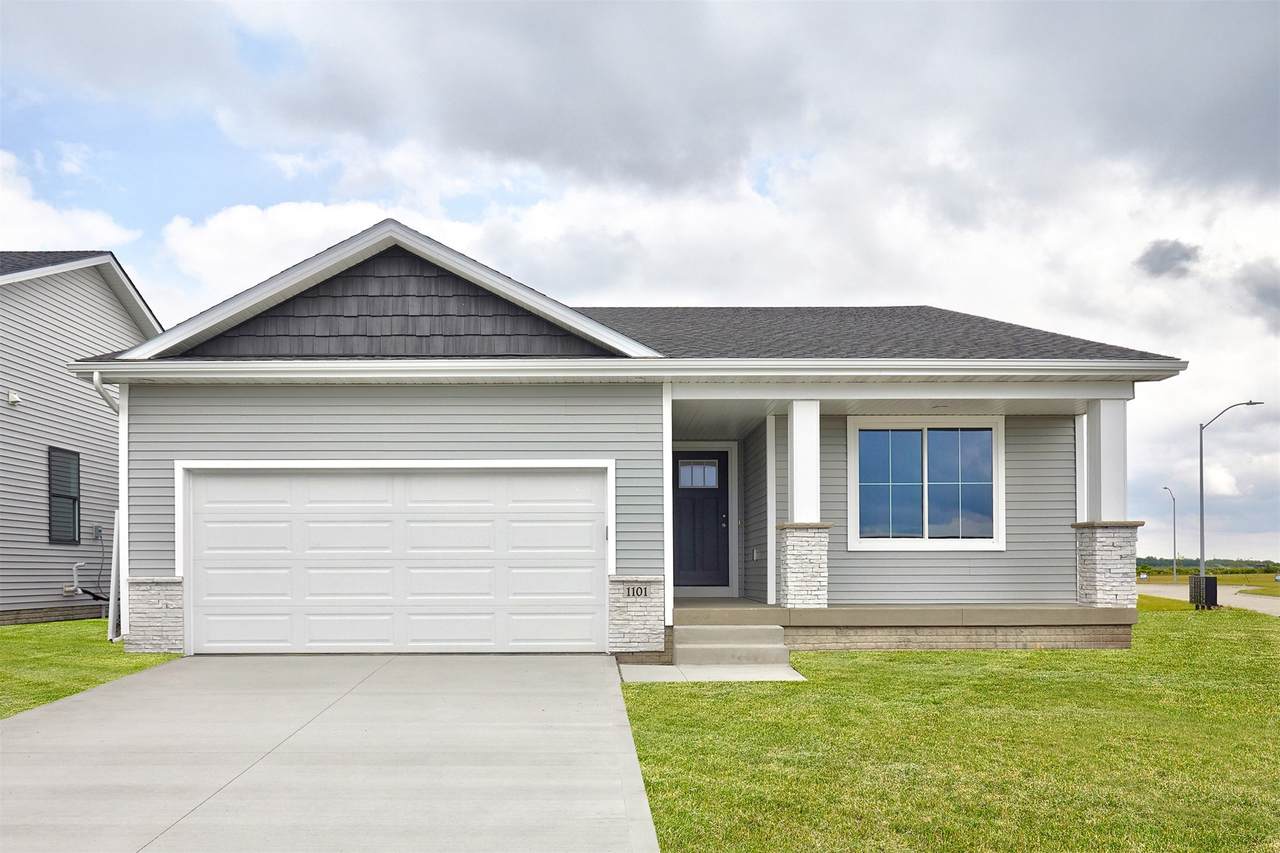 1101 Featherstone Avenue - Photo 1