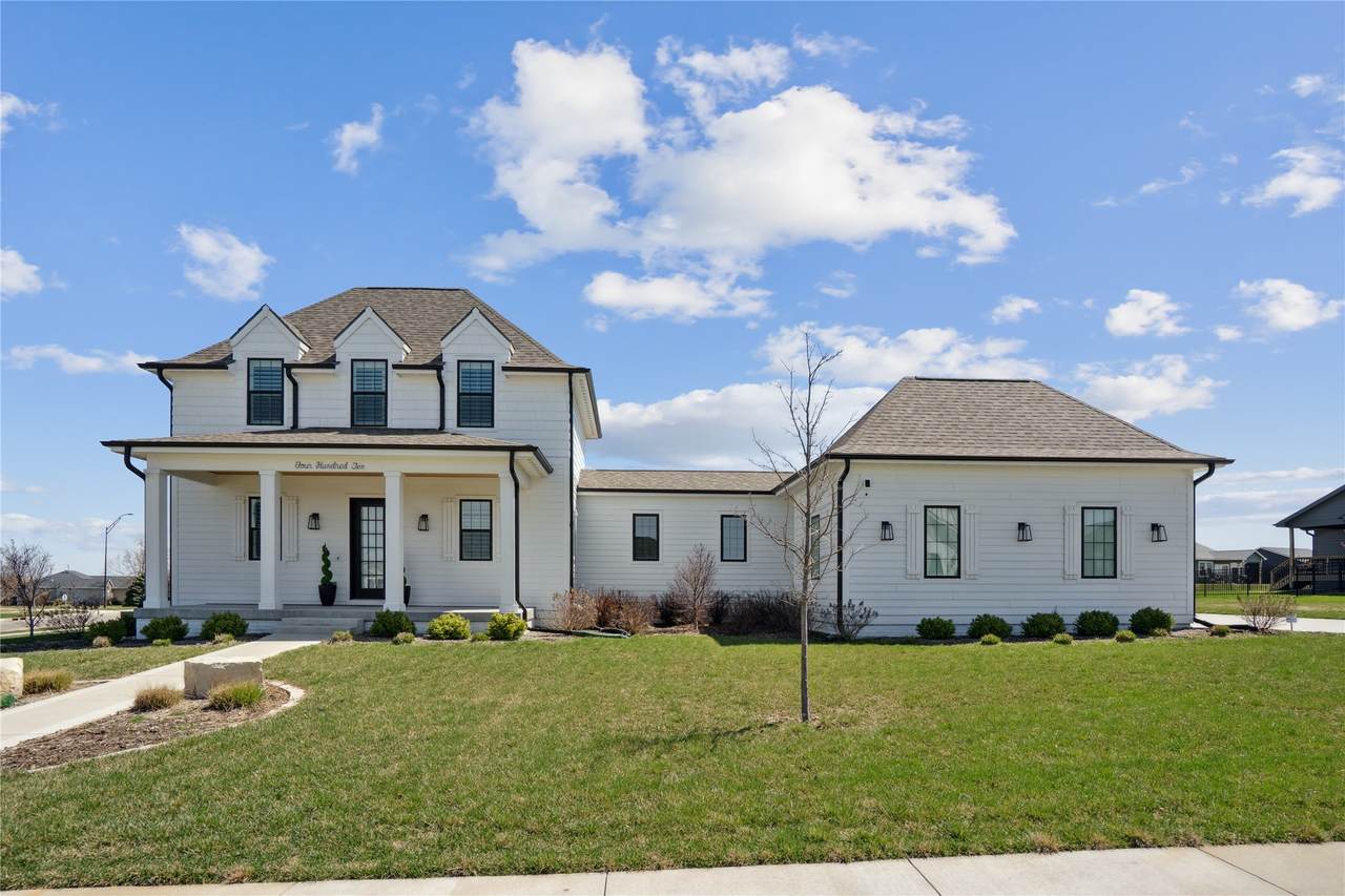 410 36th Street - Photo 1