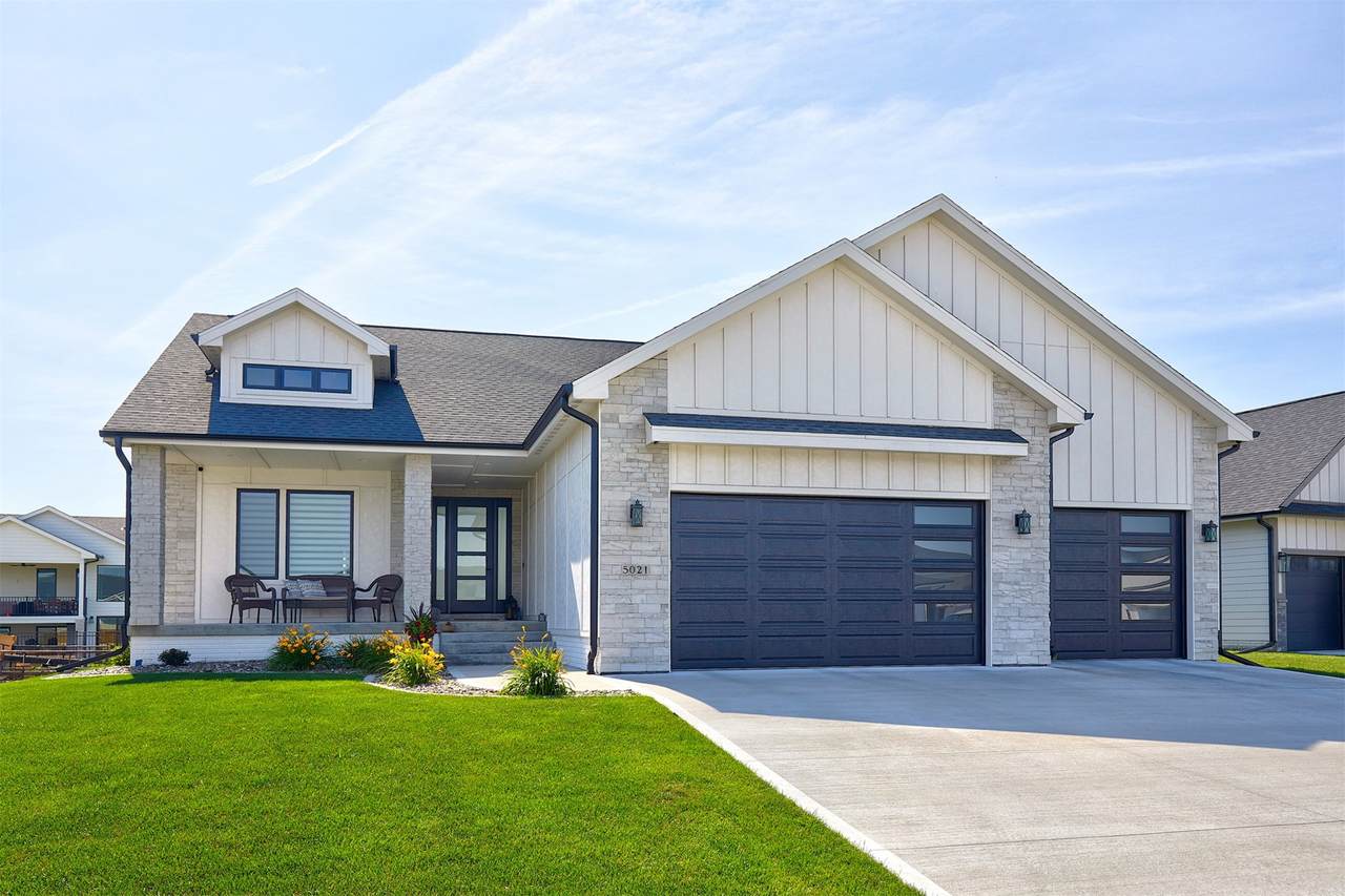 5021 148th Circle - Photo 1